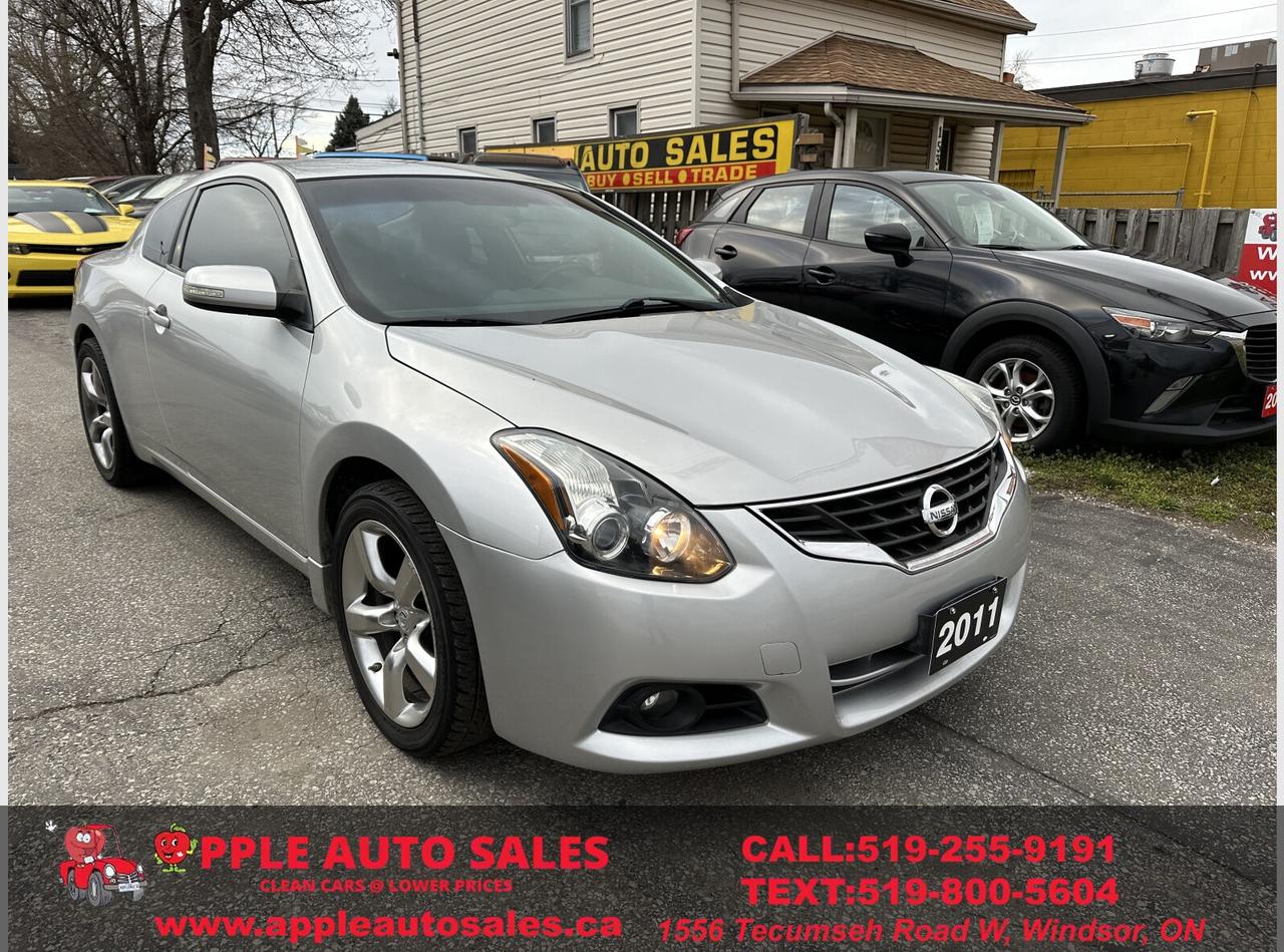 2011 Nissan Altima 35x SR Photo