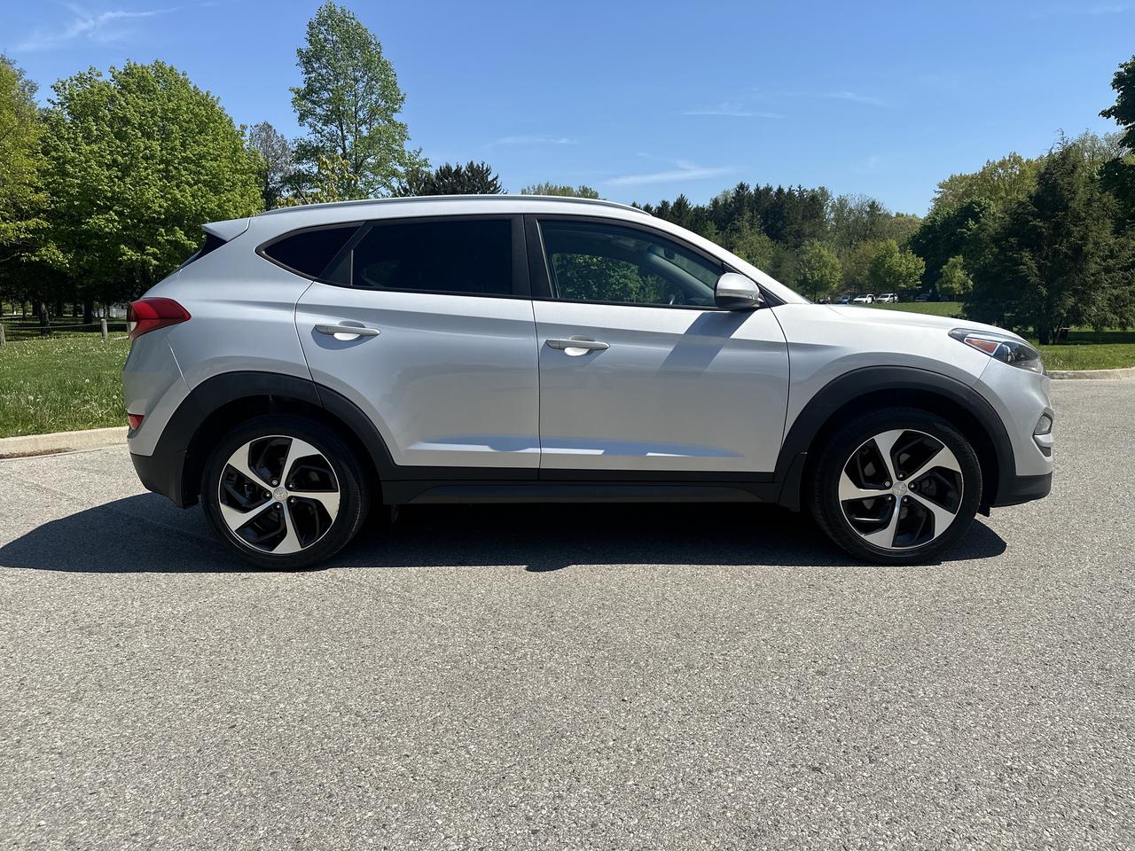 2016 Hyundai Tucson Premium Eco Photo