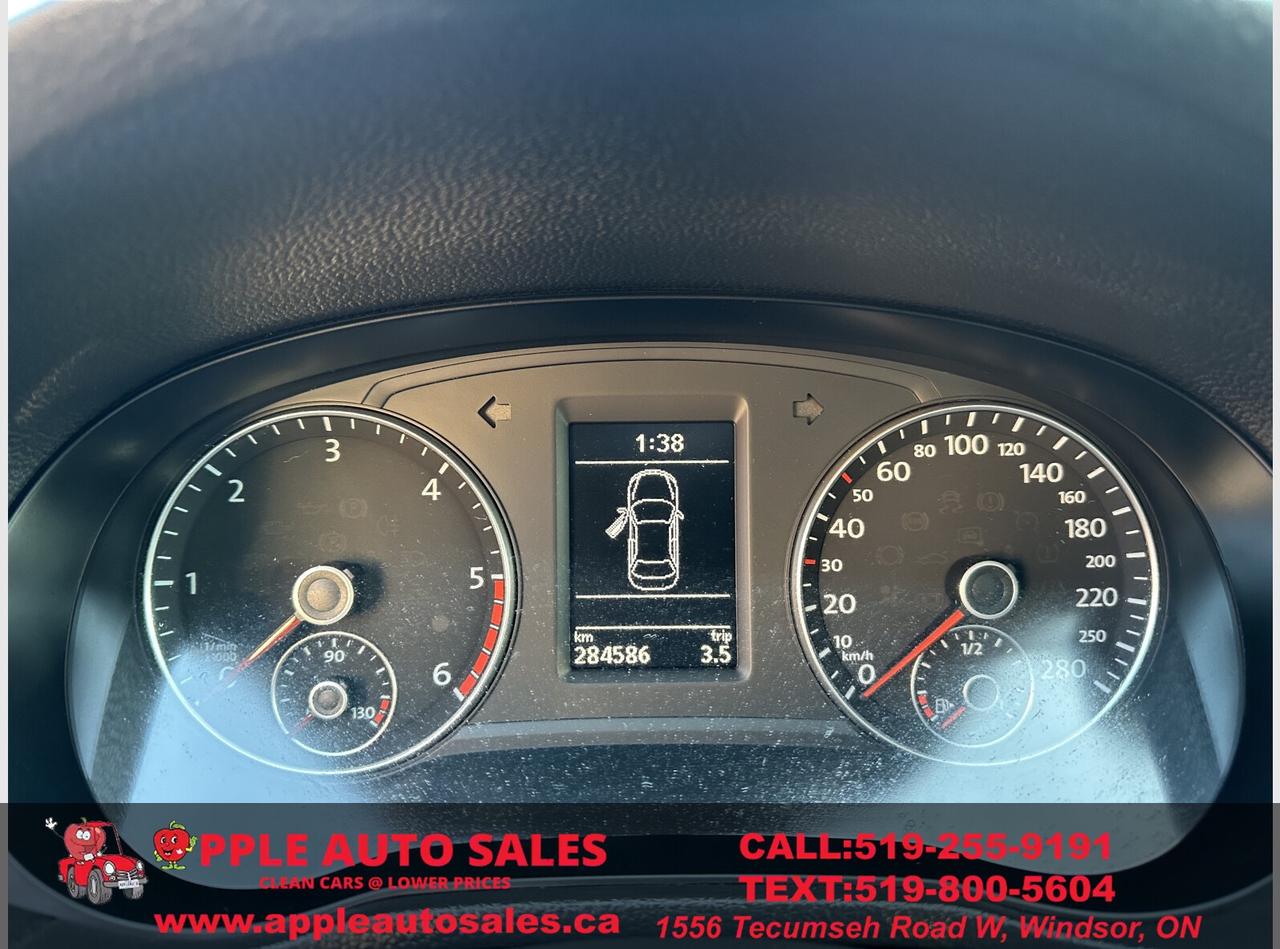 2015 Volkswagen Passat TDI SEL Premium Photo