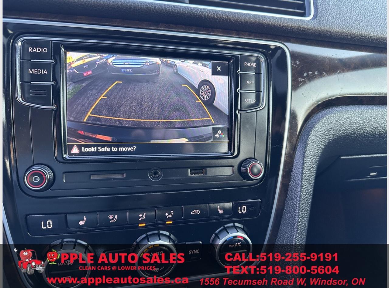 2015 Volkswagen Passat TDI SEL Premium Photo