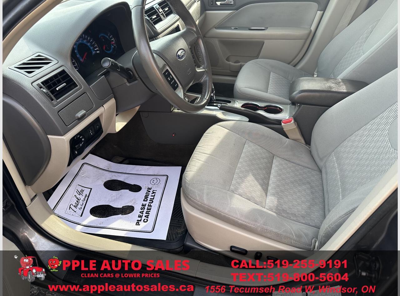 2012 Ford Fusion SEL Photo