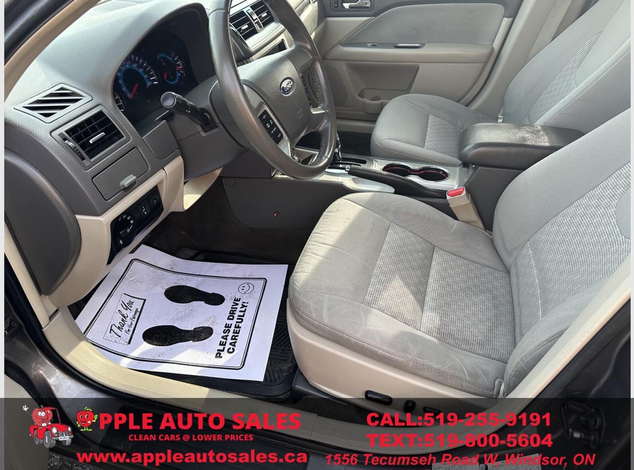 2012 Ford Fusion SEL Photo