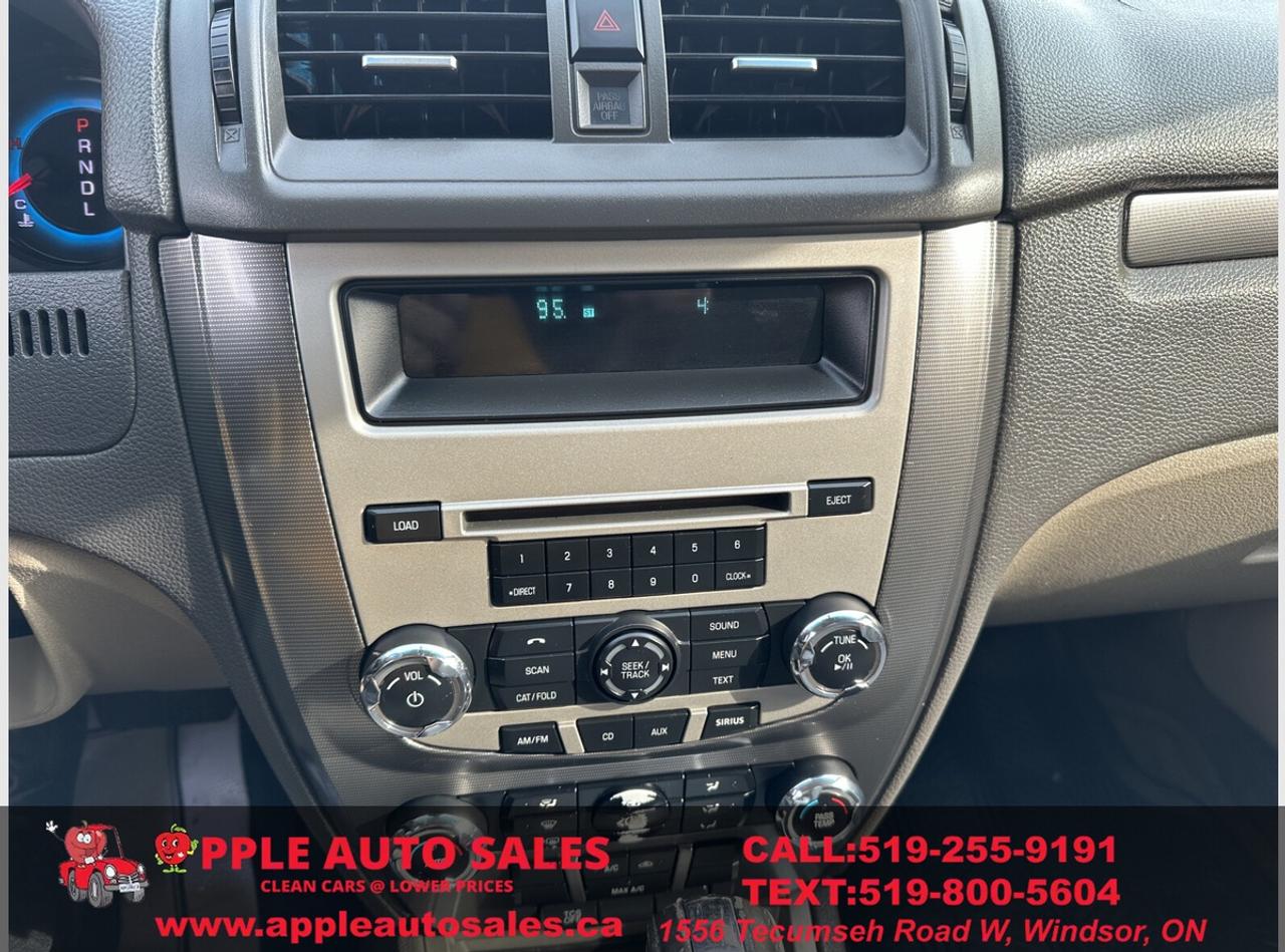 2012 Ford Fusion SEL Photo
