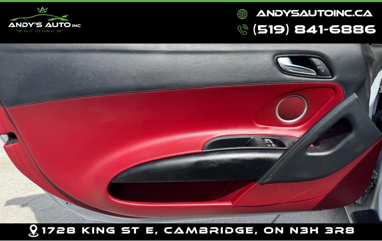 2015 Audi R8 SPYDER | AWD | V8 | ALL SERVICE RECORDS | NO AC  Photo