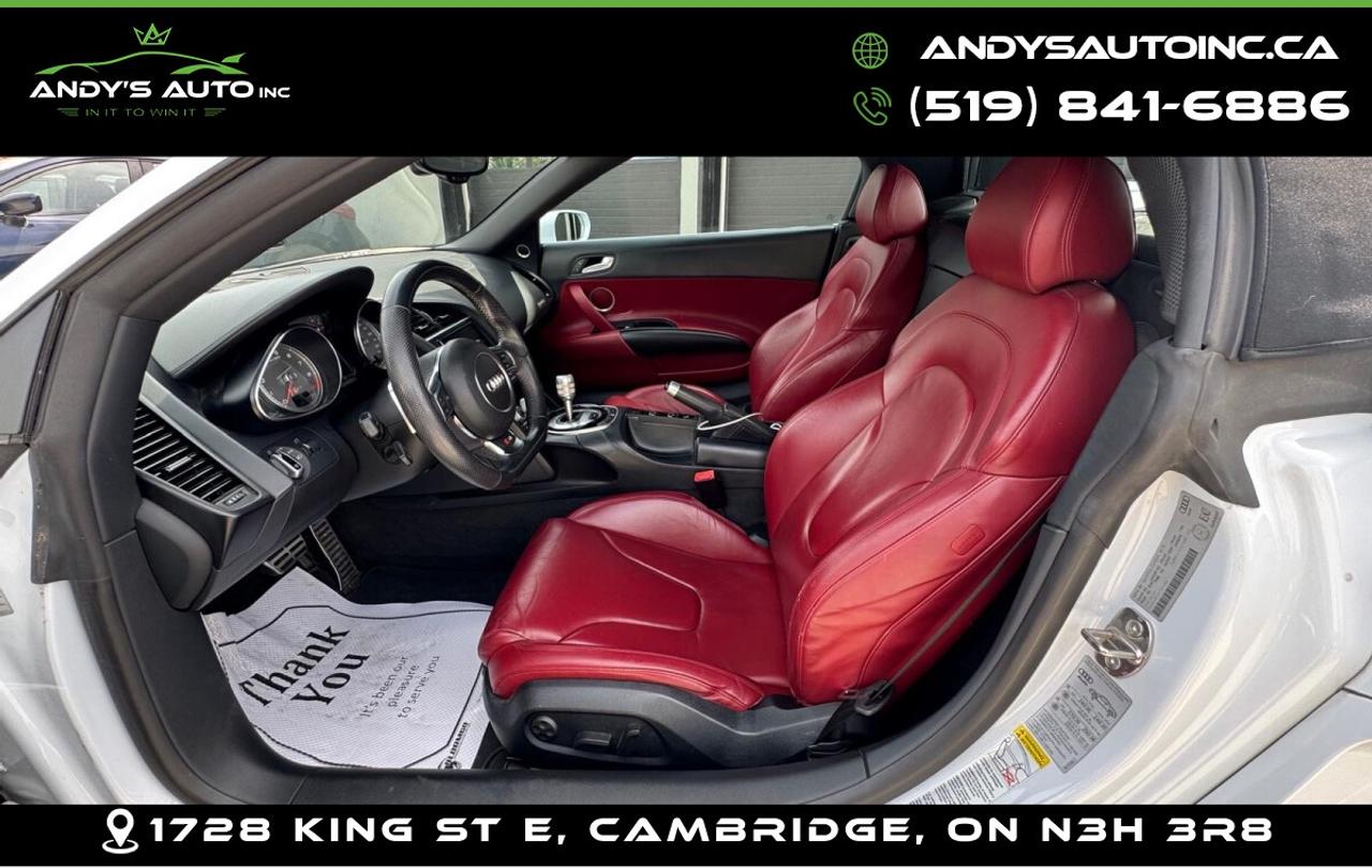 2015 Audi R8 SPYDER | AWD | V8 | ALL SERVICE RECORDS | NO AC  Photo