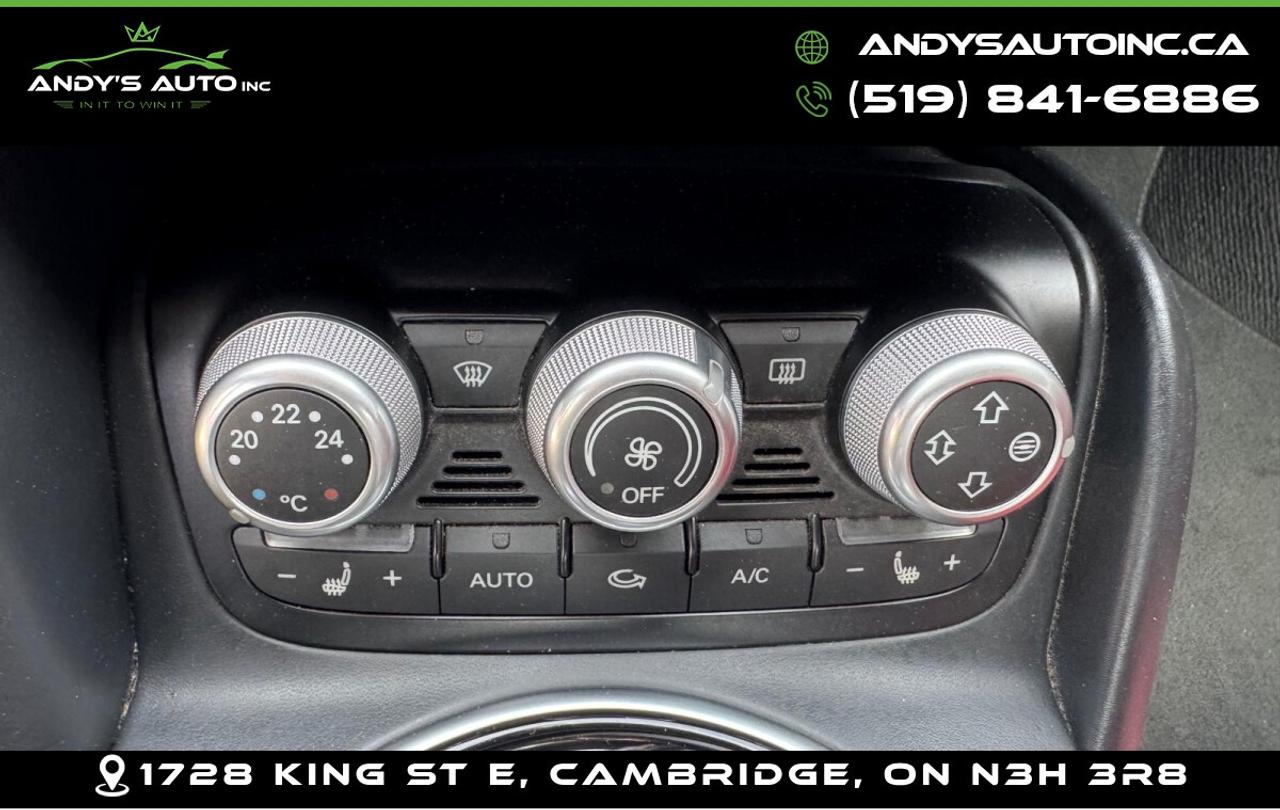2015 Audi R8 SPYDER | AWD | V8 | ALL SERVICE RECORDS | NO AC  Photo