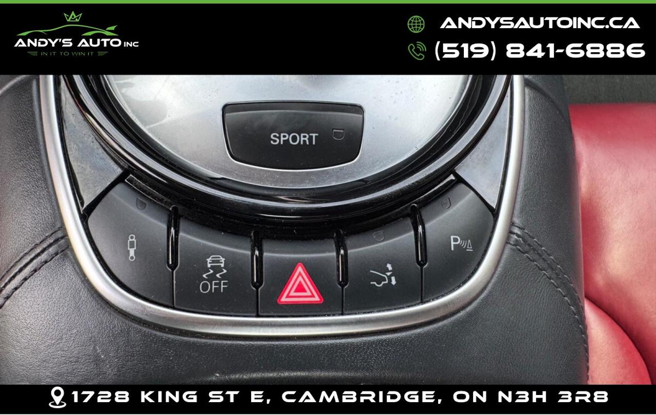 2015 Audi R8 SPYDER | AWD | V8 | ALL SERVICE RECORDS | NO ACCID Photo