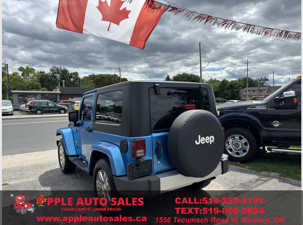 2010 Jeep Wrangler Sahara Photo