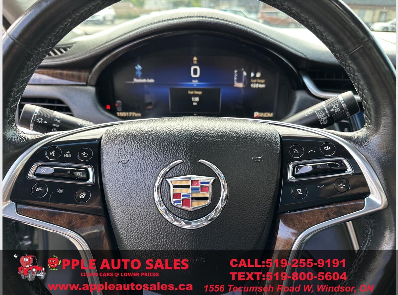 2013 Cadillac XTS Premium Photo