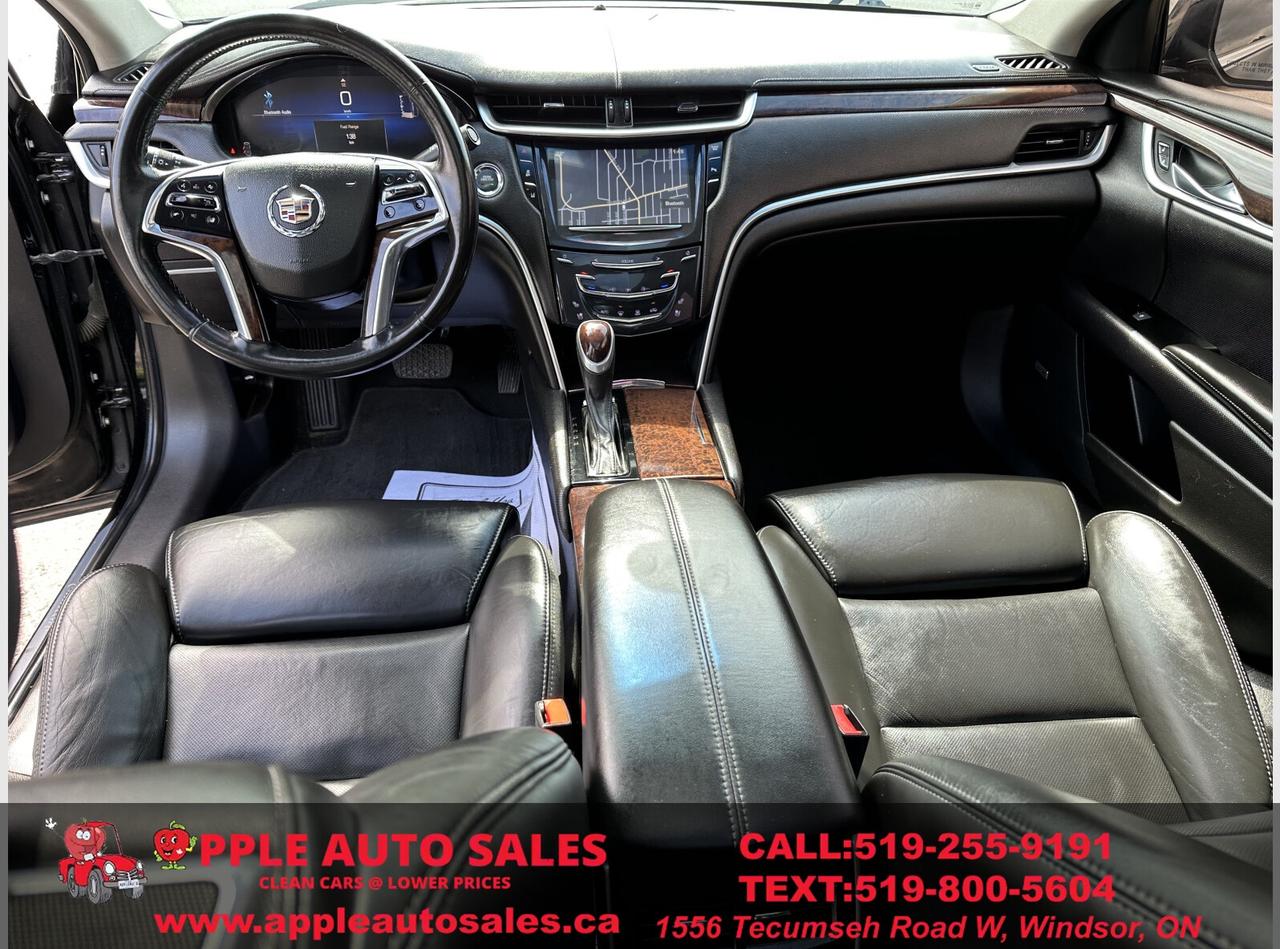 2013 Cadillac XTS Premium Photo