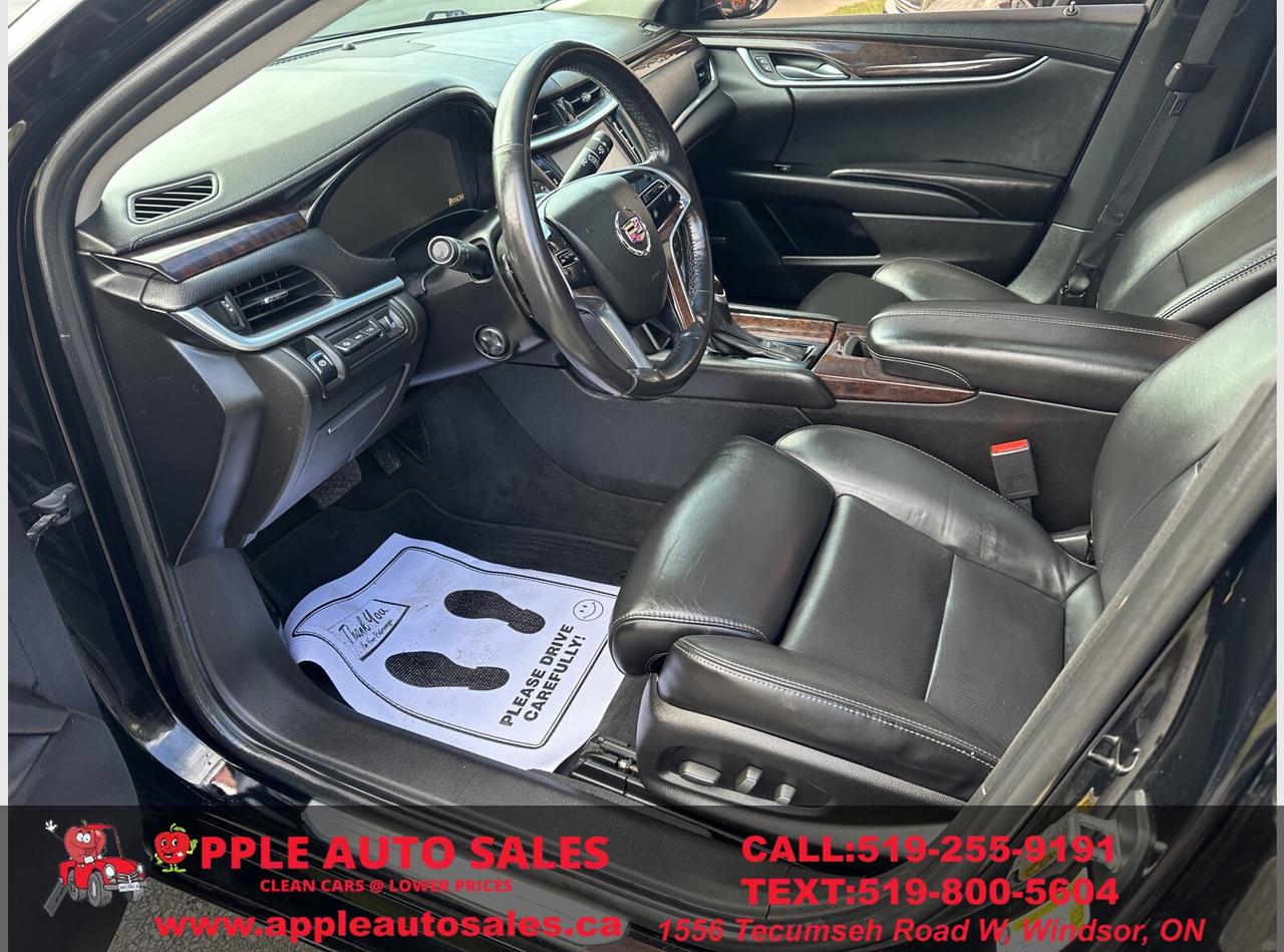 2013 Cadillac XTS Premium Photo