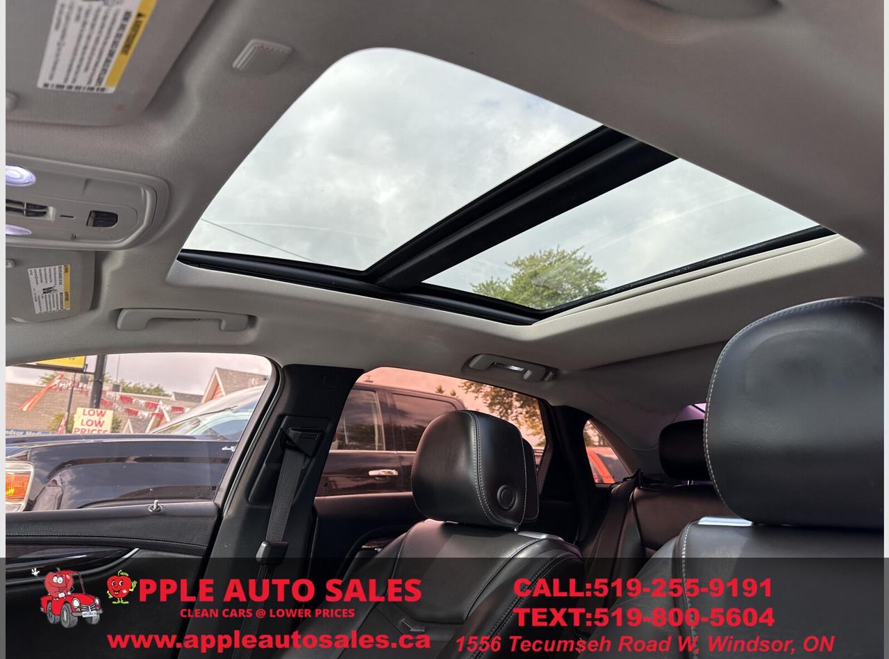 2013 Cadillac XTS Premium Photo