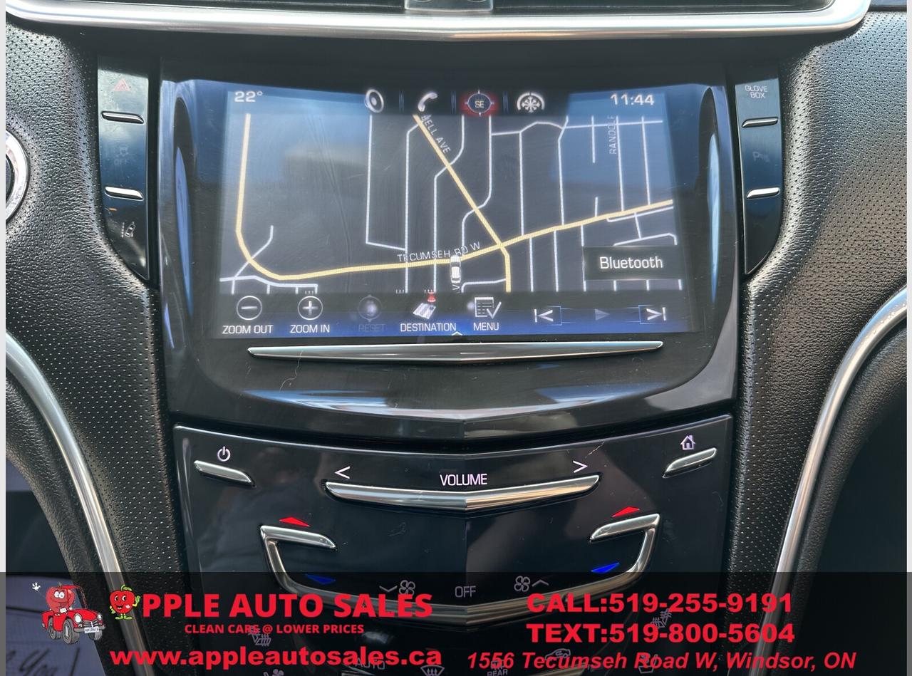 2013 Cadillac XTS Premium Photo