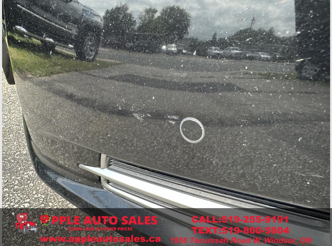 2013 Cadillac XTS Premium Photo