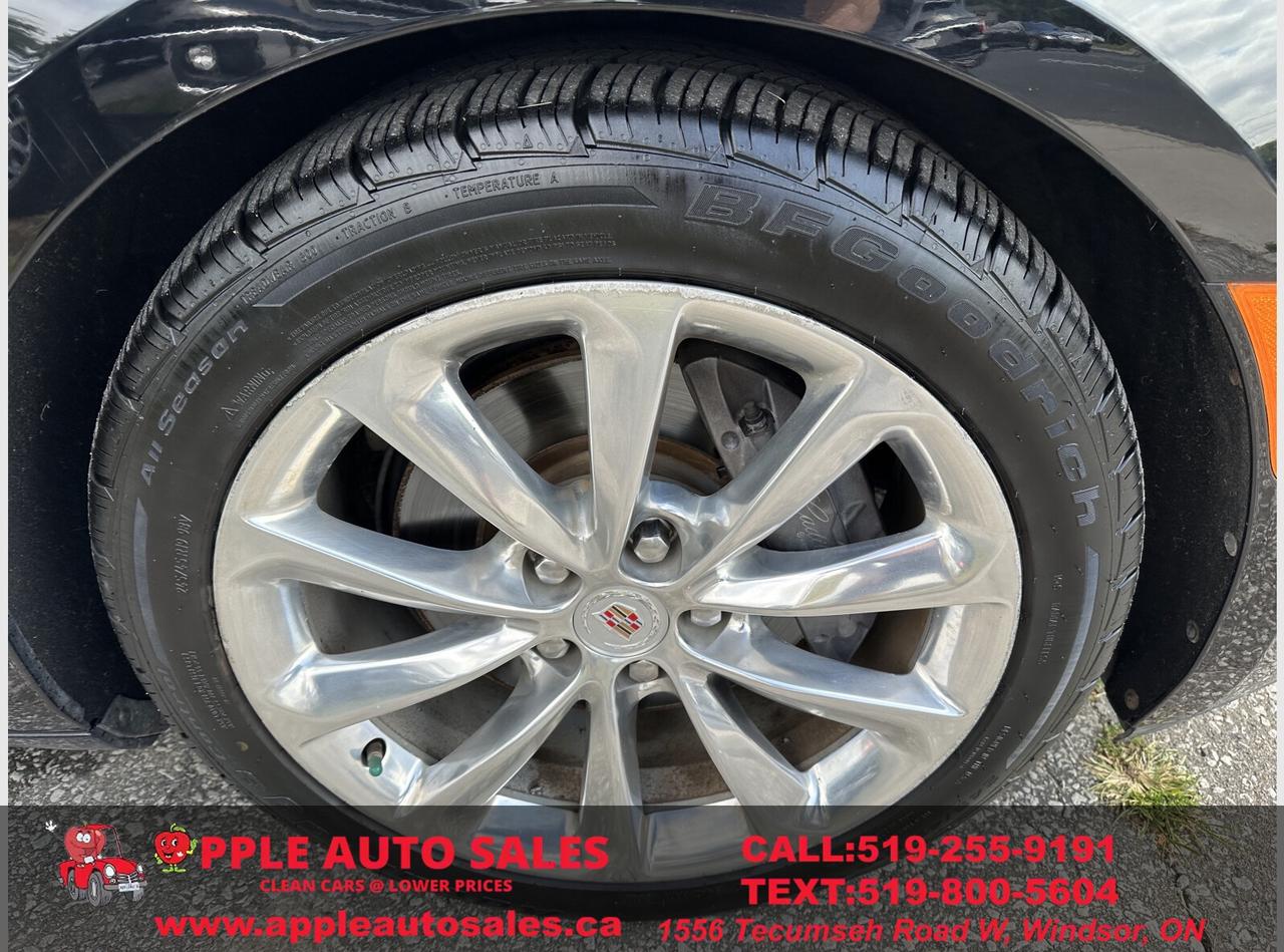 2013 Cadillac XTS Premium Photo