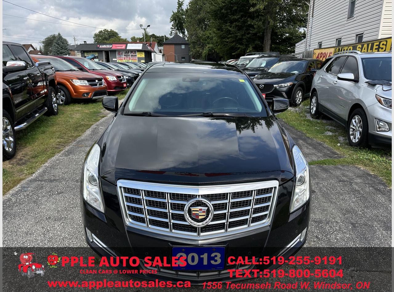 2013 Cadillac XTS Premium Photo
