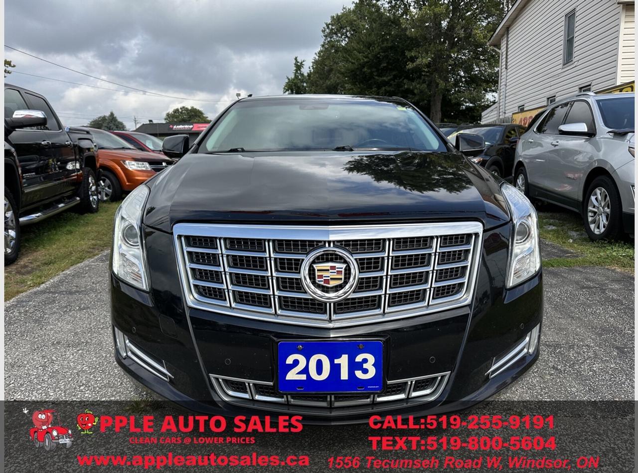 2013 Cadillac XTS Premium Photo1