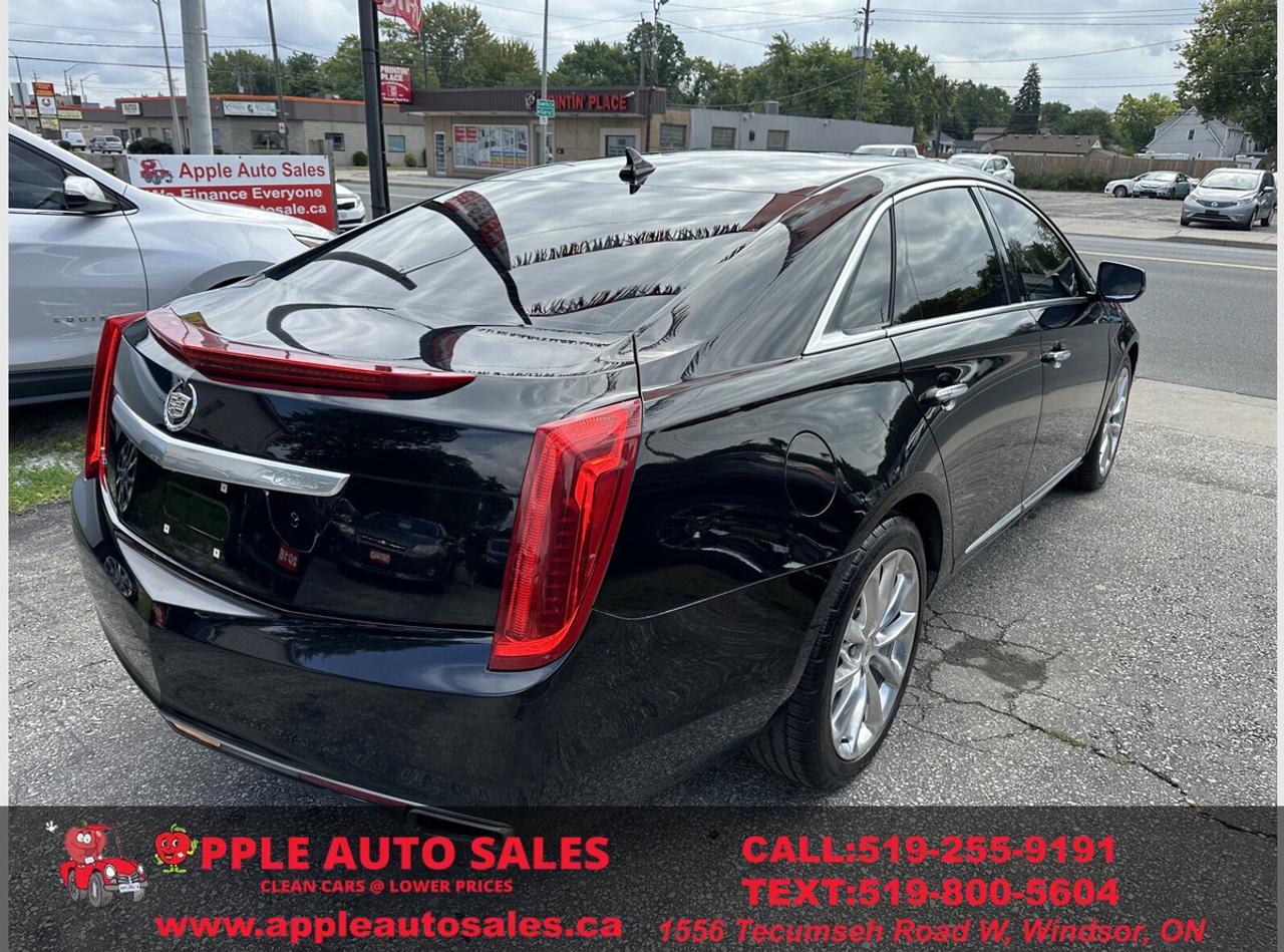 2013 Cadillac XTS Premium Photo