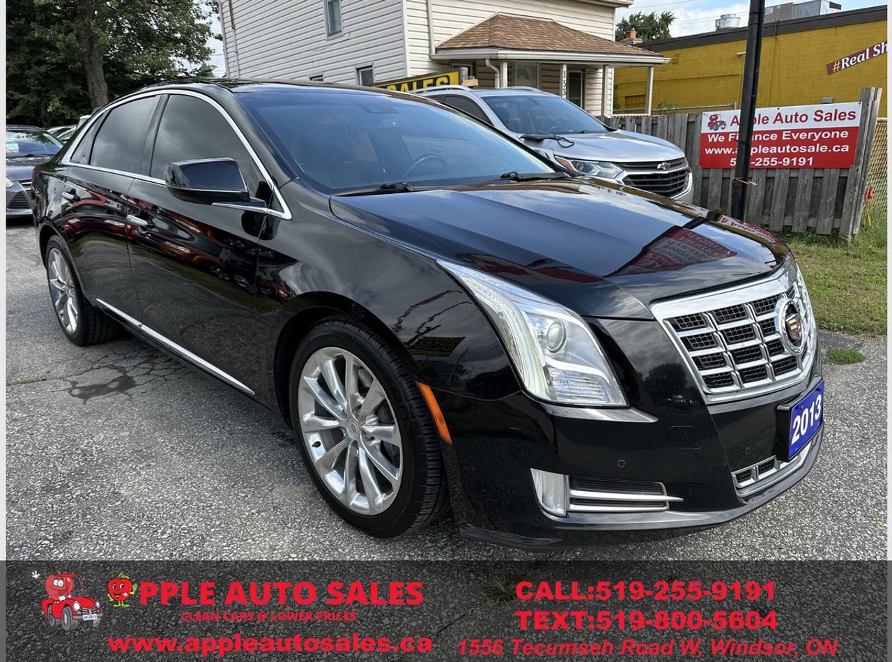 2013 Cadillac XTS Premium Photo
