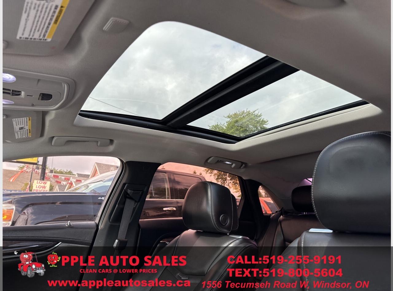 2013 Cadillac XTS Premium Photo