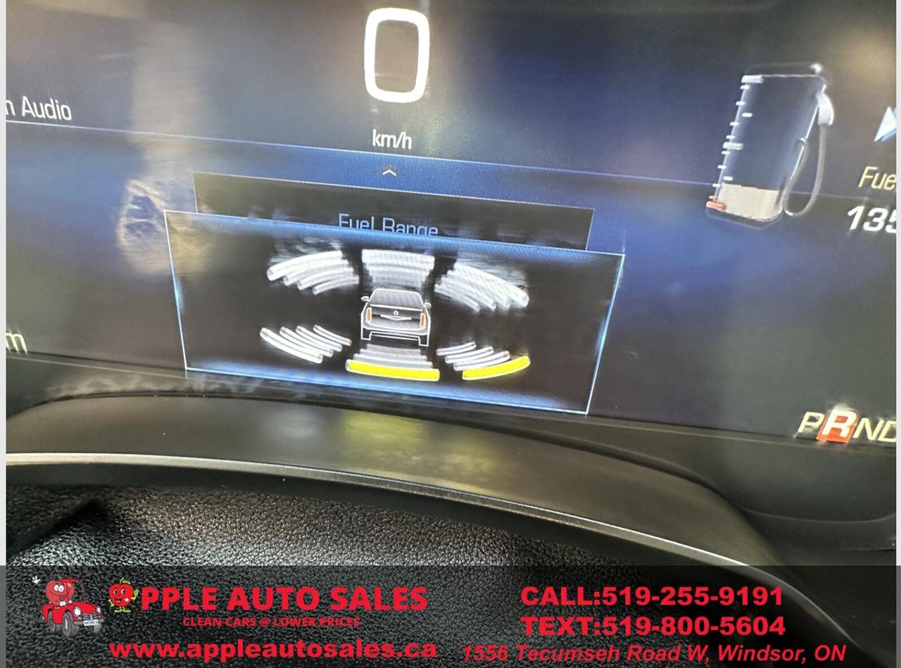 2013 Cadillac XTS Premium Photo