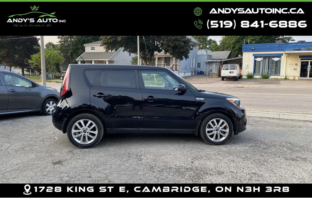 2018 Kia Soul EX ! NO ACCIDENTS ! HEATED STEERING WHEEL ! BACK U Photo2