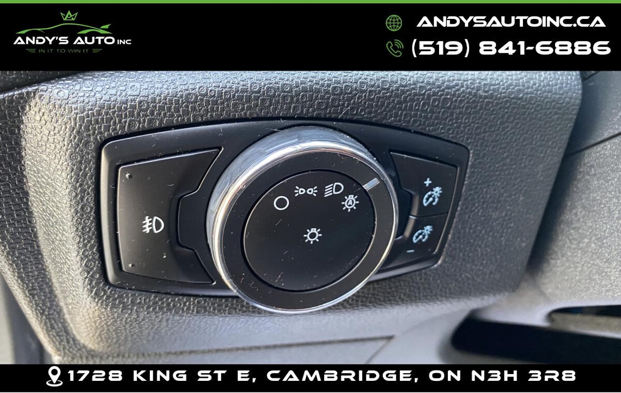 2021 Ford EcoSport SES ! ONE OWNER ! NO ACCIDENTS ! AWD Photo