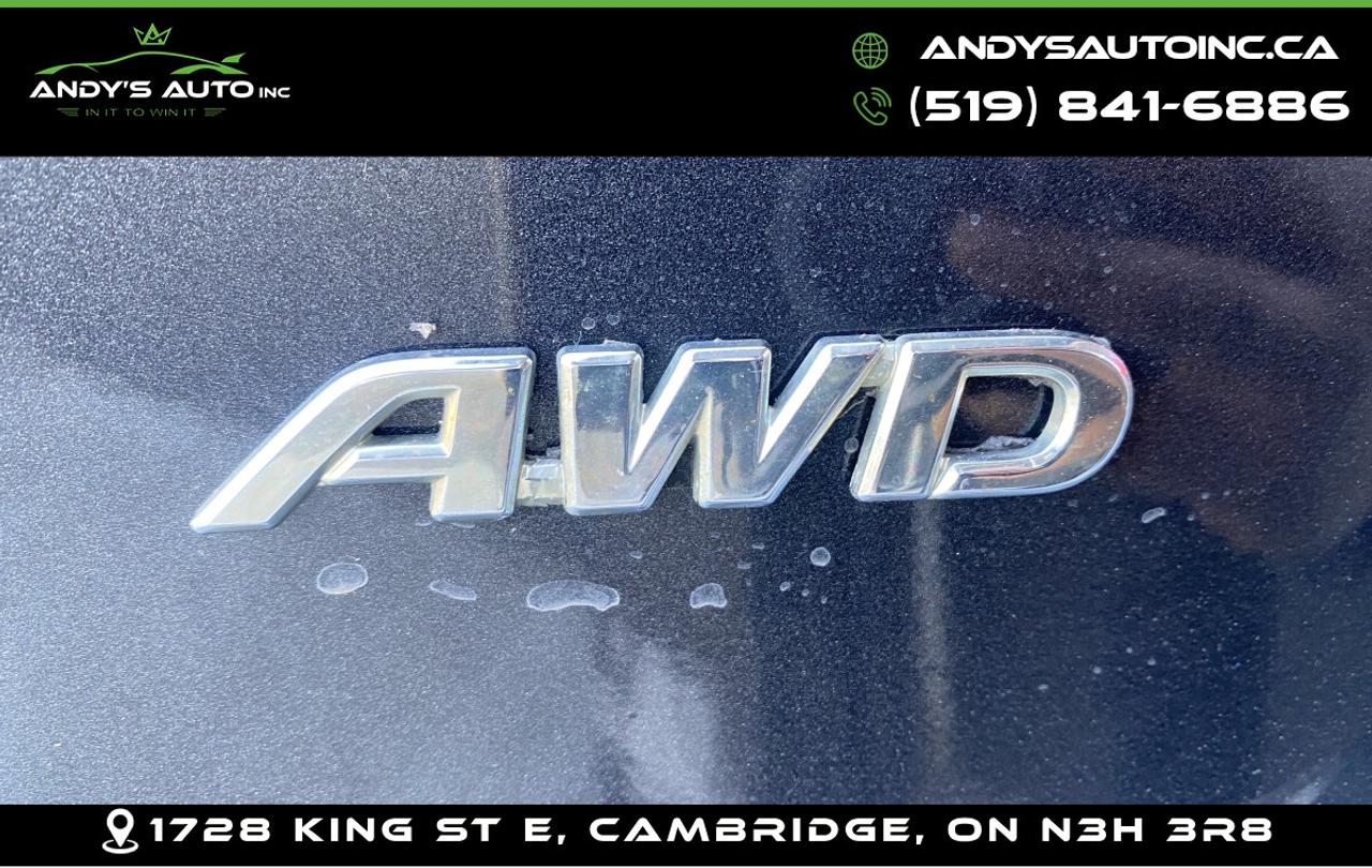 2010 Toyota Matrix S AWD ! NO ACCIDENTS ! LOW KMS ! RARE Photo