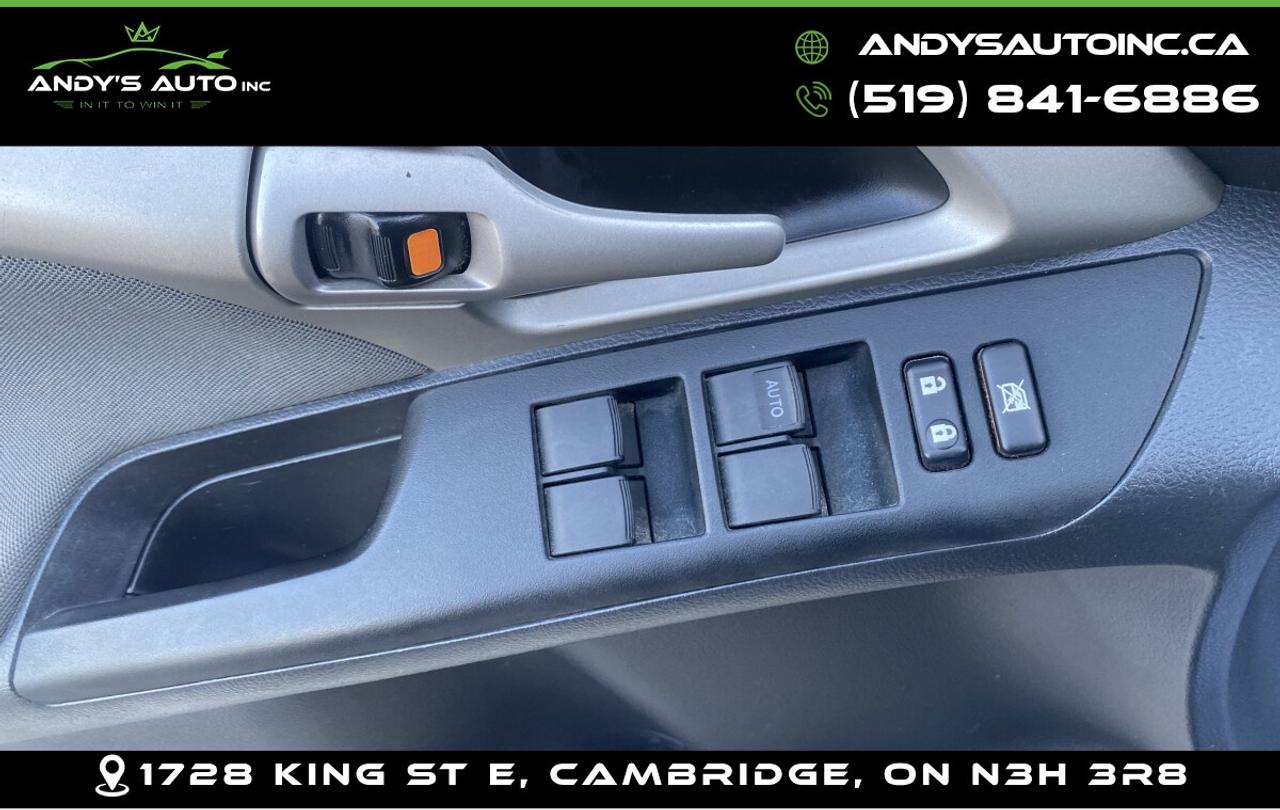 2010 Toyota Matrix S AWD ! NO ACCIDENTS ! LOW KMS ! RARE Photo