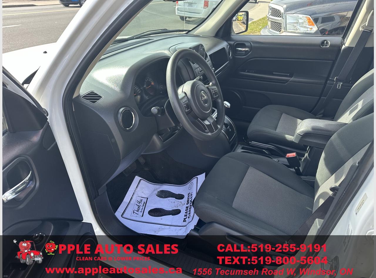 2014 Jeep Patriot SPORT Photo