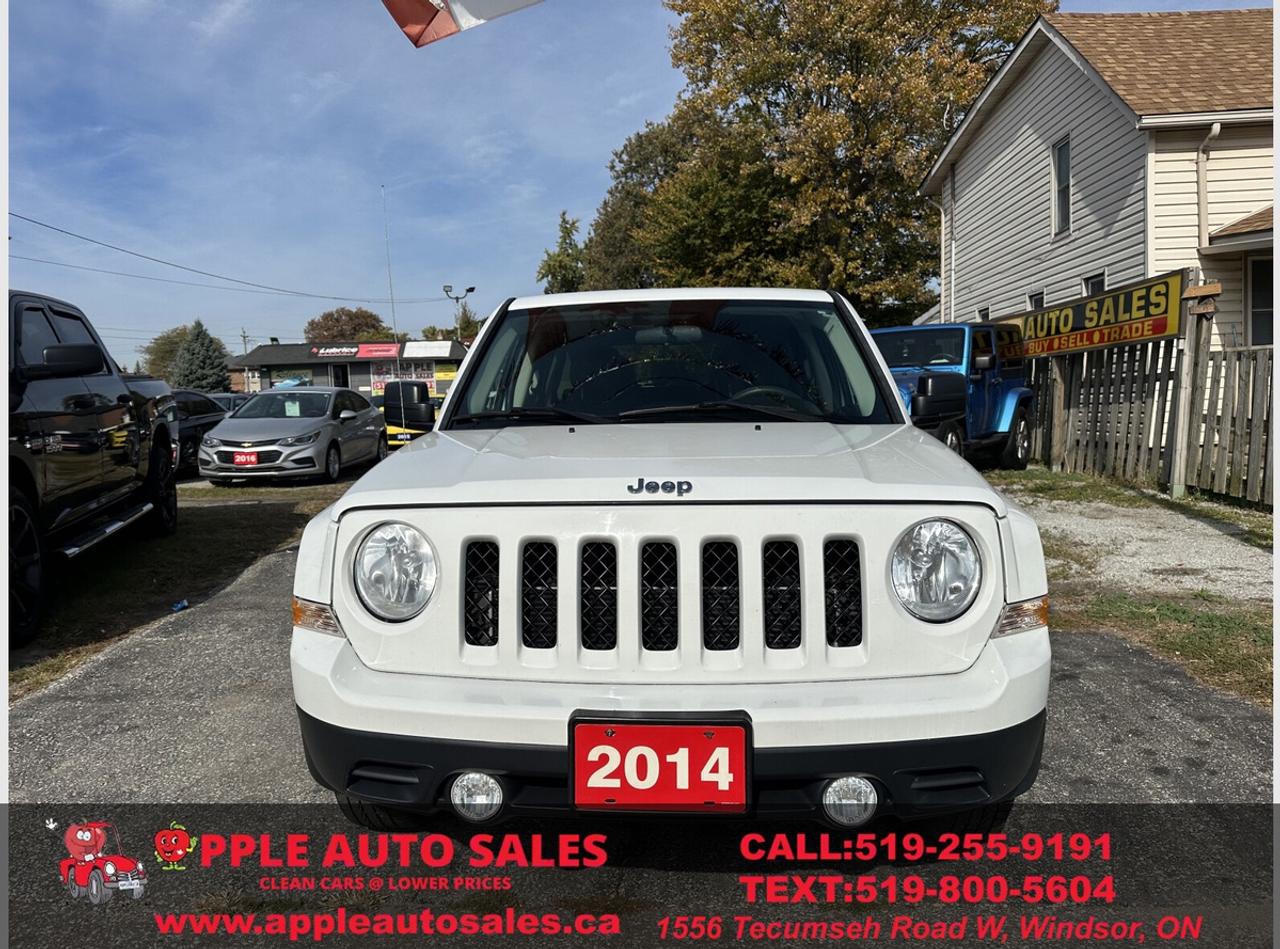 2014 Jeep Patriot SPORT Photo