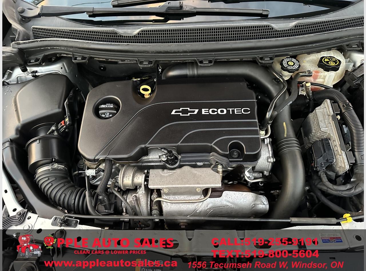 2016 Chevrolet Cruze LT Photo