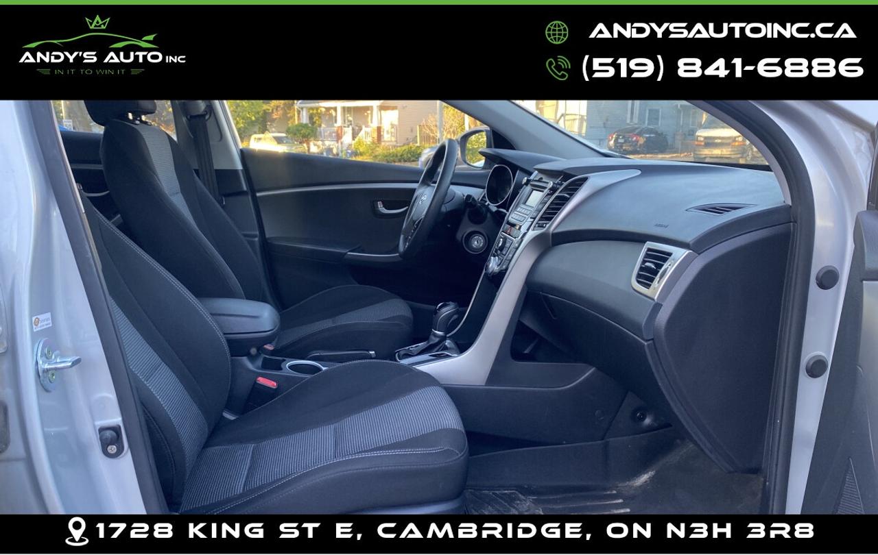 2017 Hyundai Elantra GT GL HB ! HEATED SEATS ! NO ACCIDENTS ! CERTIFIED ! Photo