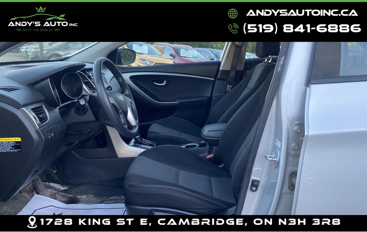 2017 Hyundai Elantra GT GL HB ! HEATED SEATS ! NO ACCIDENTS ! CERTIFIED ! Photo