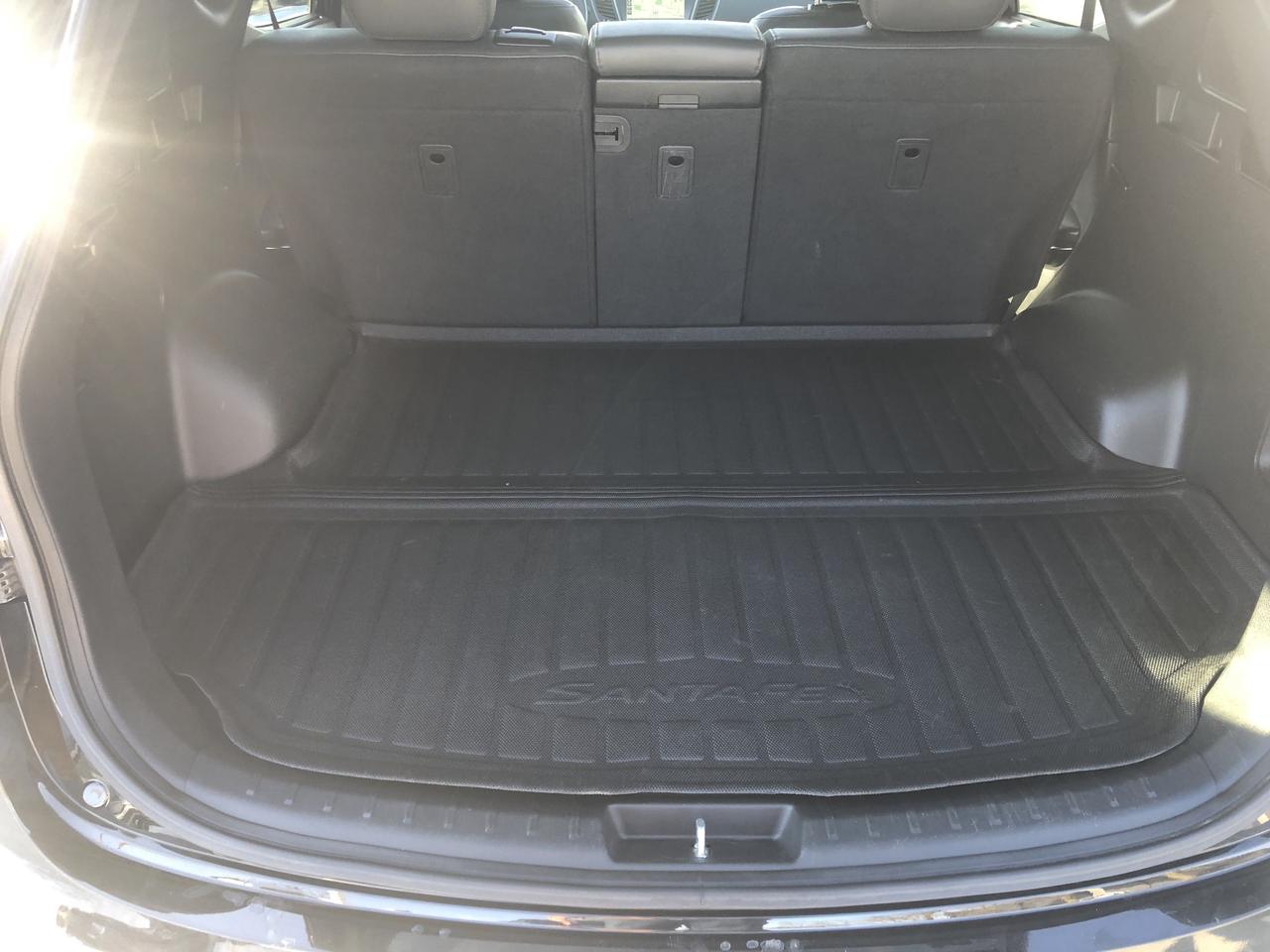 2017 Hyundai Santa Fe "LUXURY SPORT" Photo