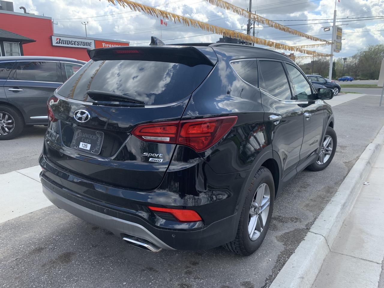 2017 Hyundai Santa Fe "LUXURY SPORT" Photo