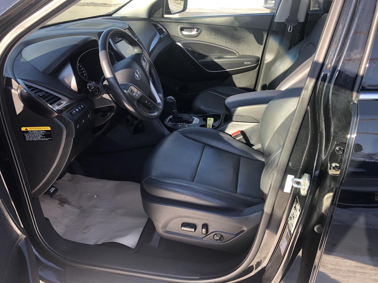 2017 Hyundai Santa Fe "LUXURY SPORT" Photo