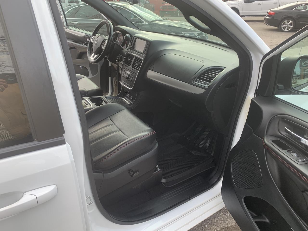 2016 Dodge Grand Caravan R/T**REMOTE START** Photo