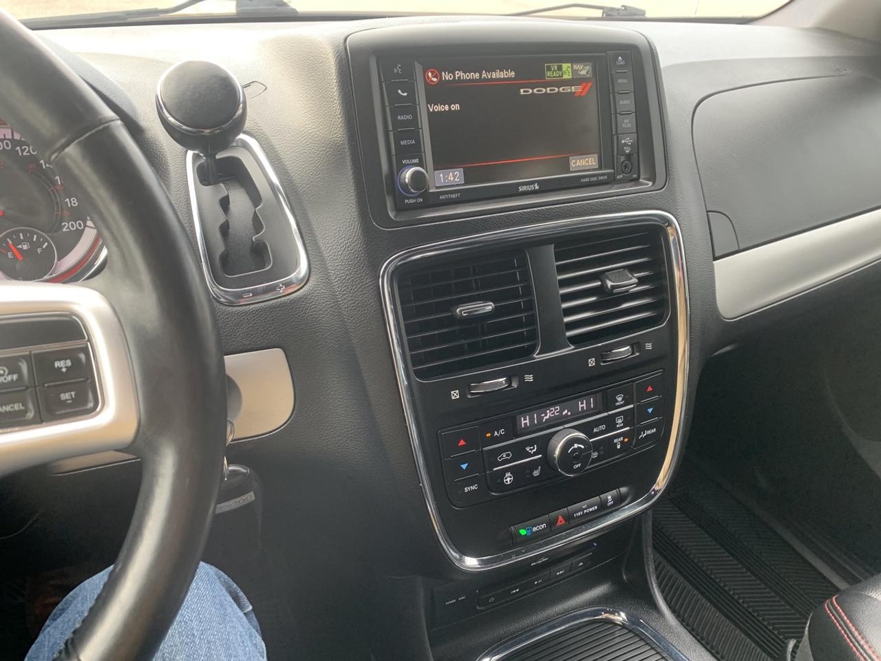 2016 Dodge Grand Caravan R.T. R/T**REMOTE START** Photo