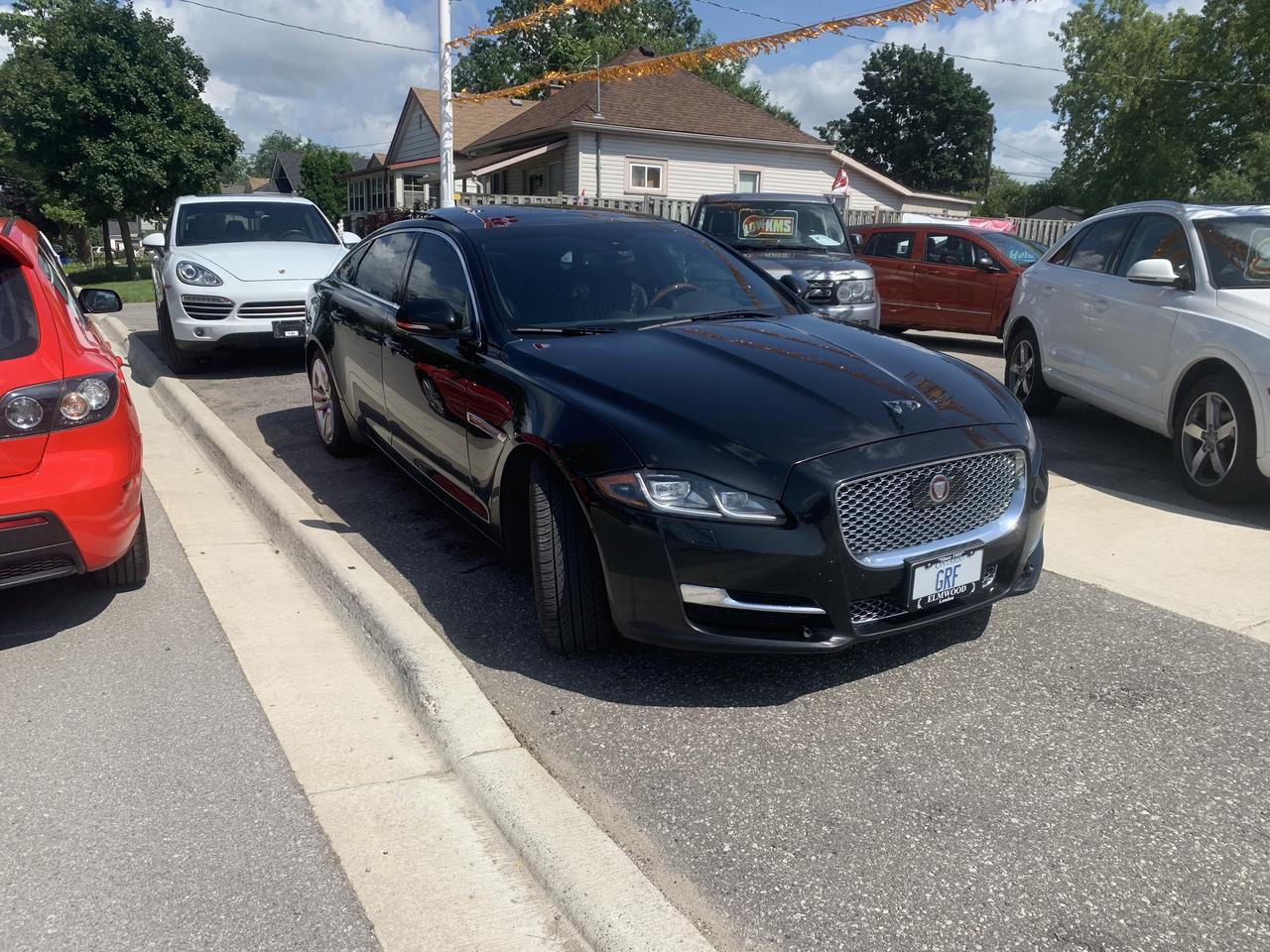 2016 Jaguar "XJ-L" portfollio XJL Photo