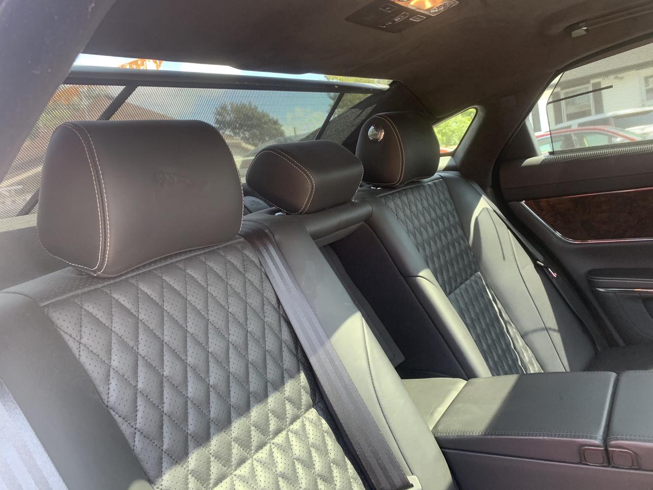 2016 Jaguar "XJ-L" portfollio XJL Photo