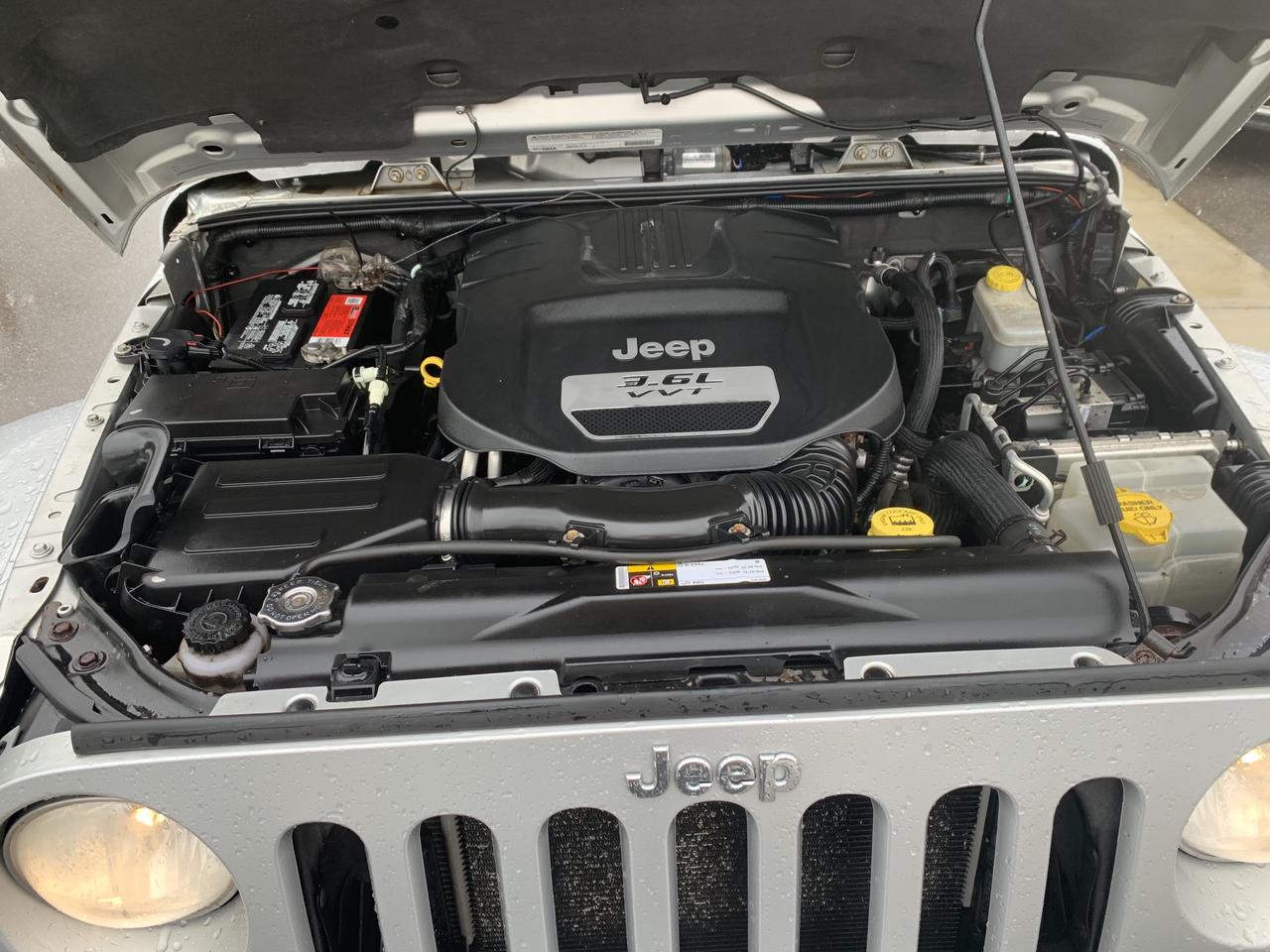 2012 Jeep Wrangler Unlimited Sahara Photo