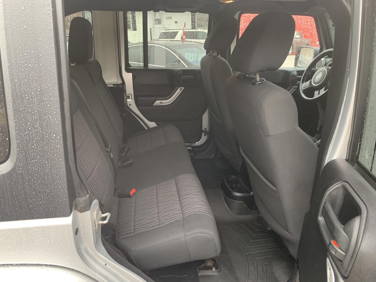 2012 Jeep Wrangler Unlimited Sahara Photo