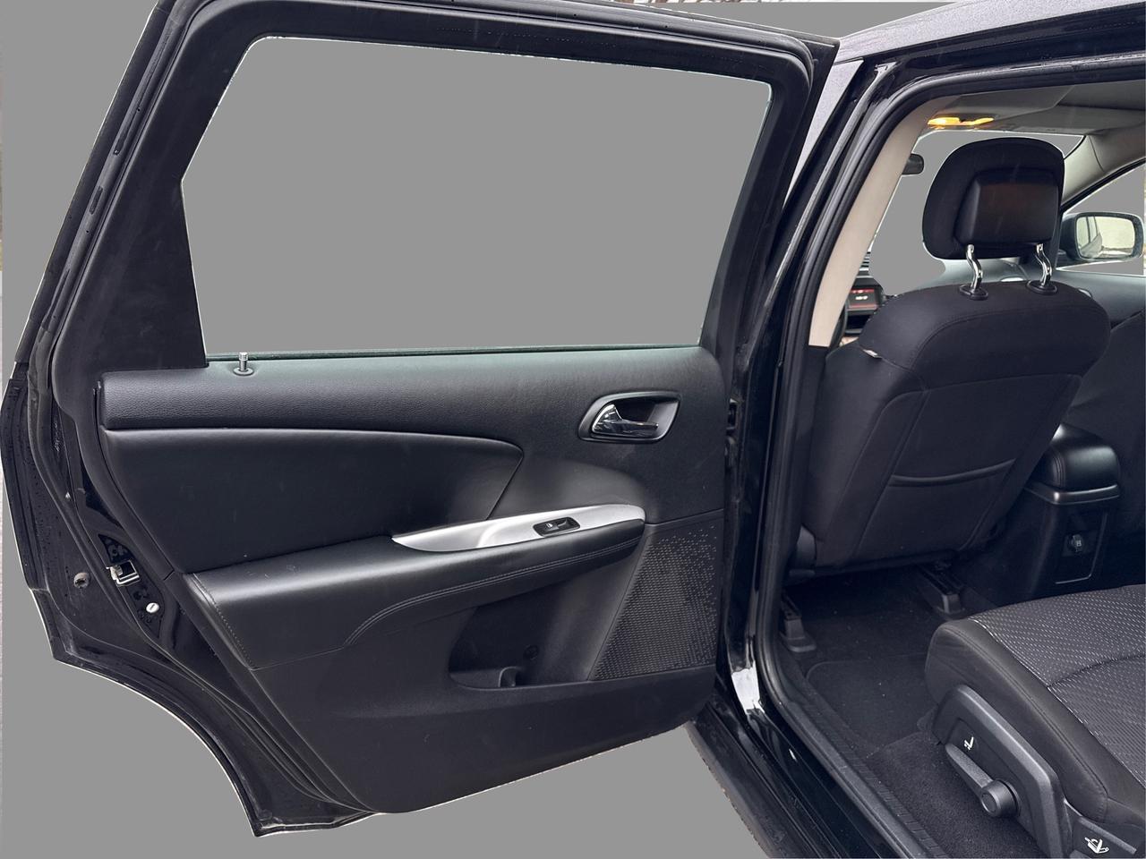 2016 Dodge Journey SE Photo