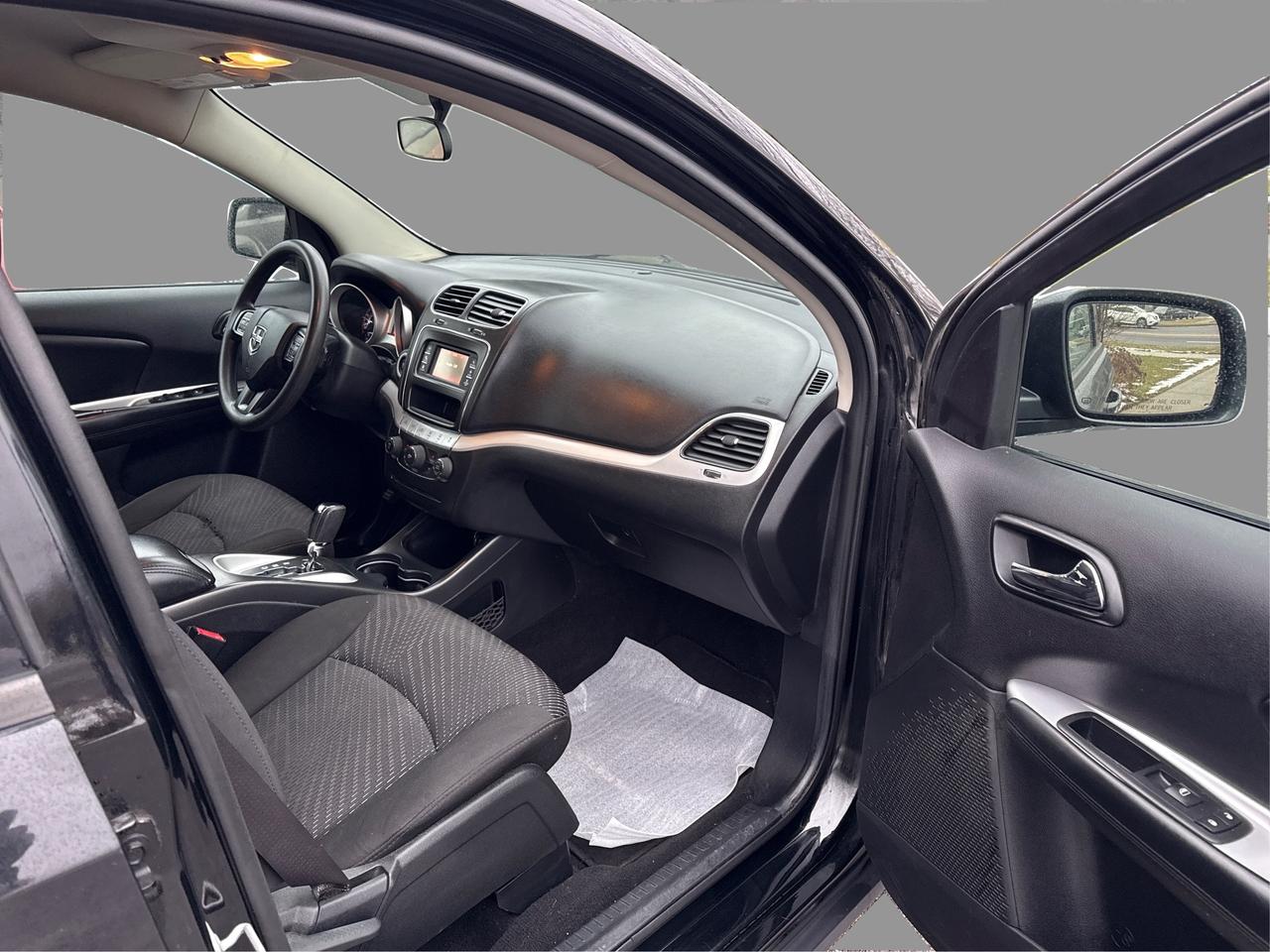 2016 Dodge Journey SE Photo