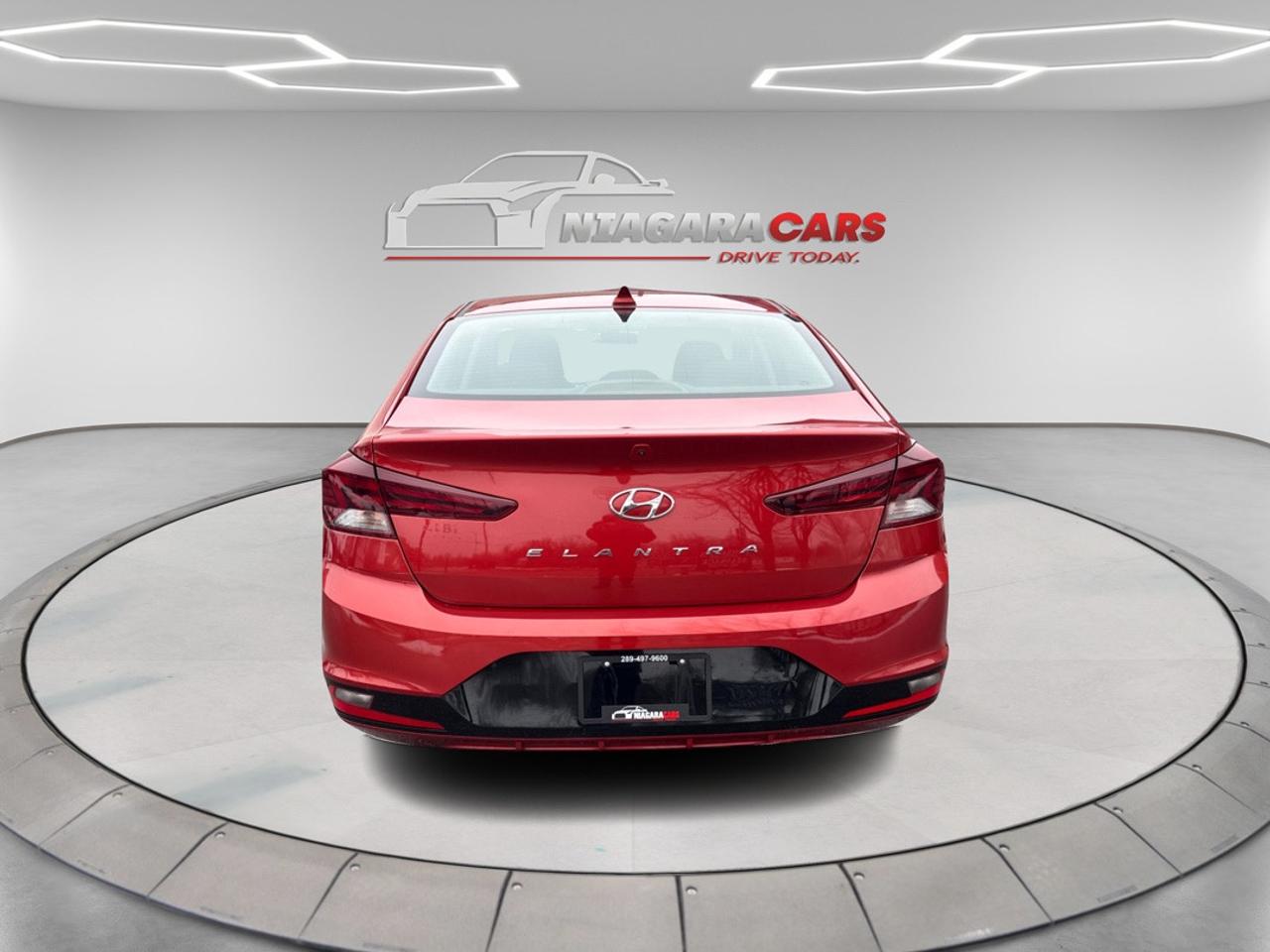 2020 Hyundai Elantra Limited Photo3