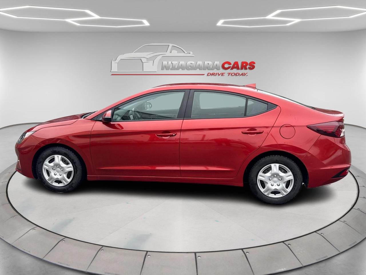 2020 Hyundai Elantra Limited Photo