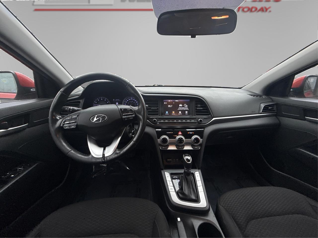2020 Hyundai Elantra Limited Photo