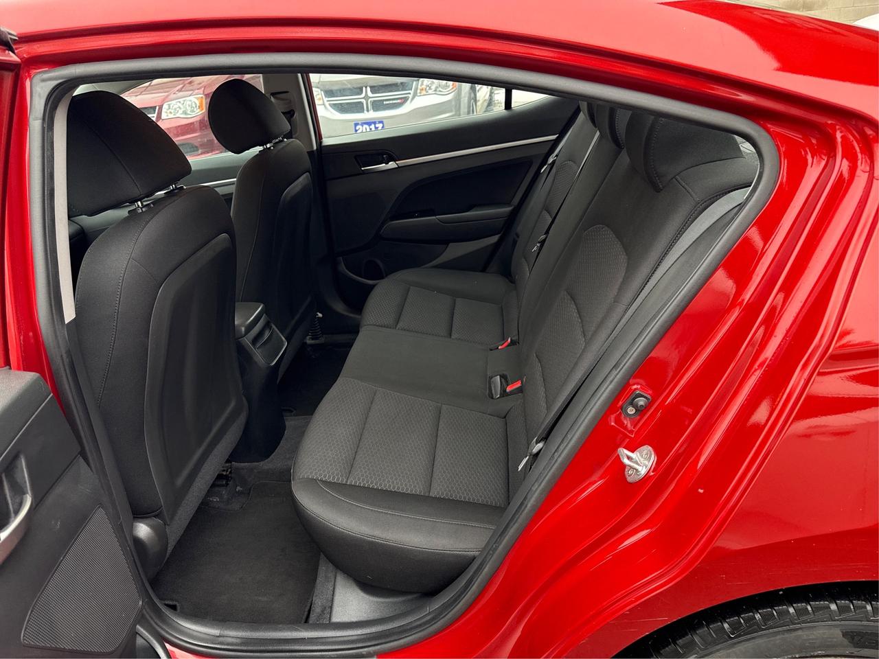 2020 Hyundai Elantra Limited Photo