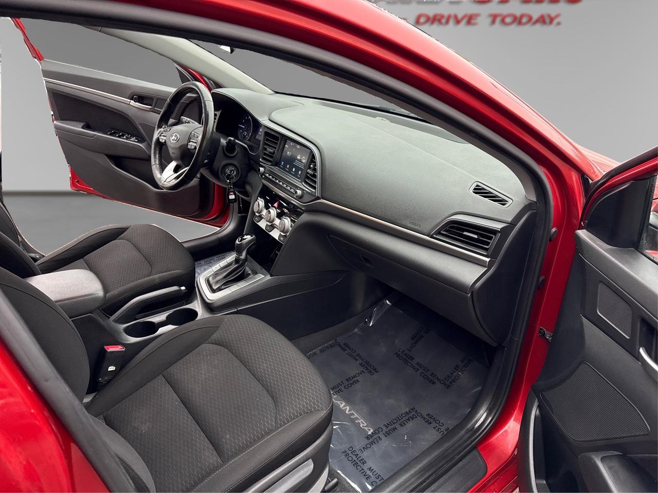 2020 Hyundai Elantra Limited Photo